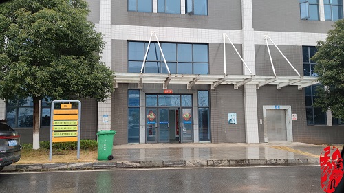 中南制藥機械廠成功交付電子數粒機至湖南善爾保健食品有限公司，并順利完成現場指導培訓調試